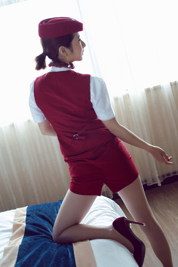 美女私房照莉莉玩空姐兔女郎制服诱惑